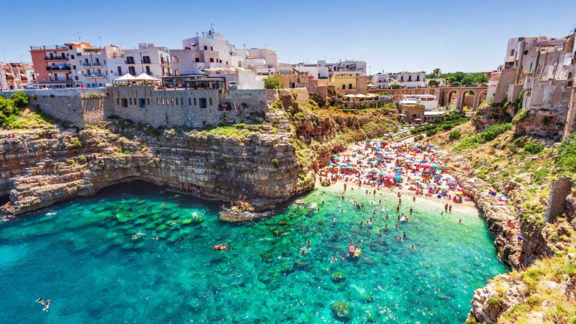 Dove mangiare a Polignano a Mare: ristoranti tipici, street food e trattorie economiche